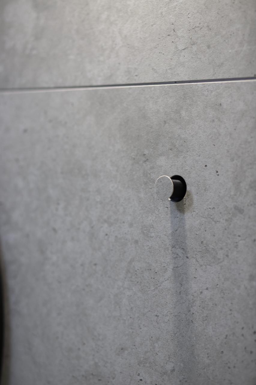 Skjult håndkleholder for flis – innfelt håndklekrok i rustfritt stål | Edplit Main image